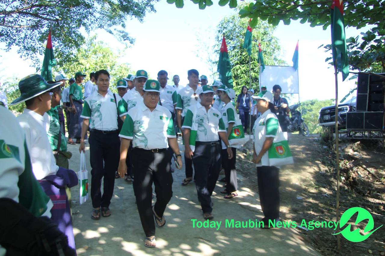 မအူပင်မြို့နယ် လက်ပံကုန်းကျေးရွာနှင့်ရွှေတောင်မှော်ကျေးရွာရှိ ပြည်သူများနှင့် USDPပါတီ ကိုယ်စားလှယ်လောင်များတွေ့ဆုံ - ပုံ ၂