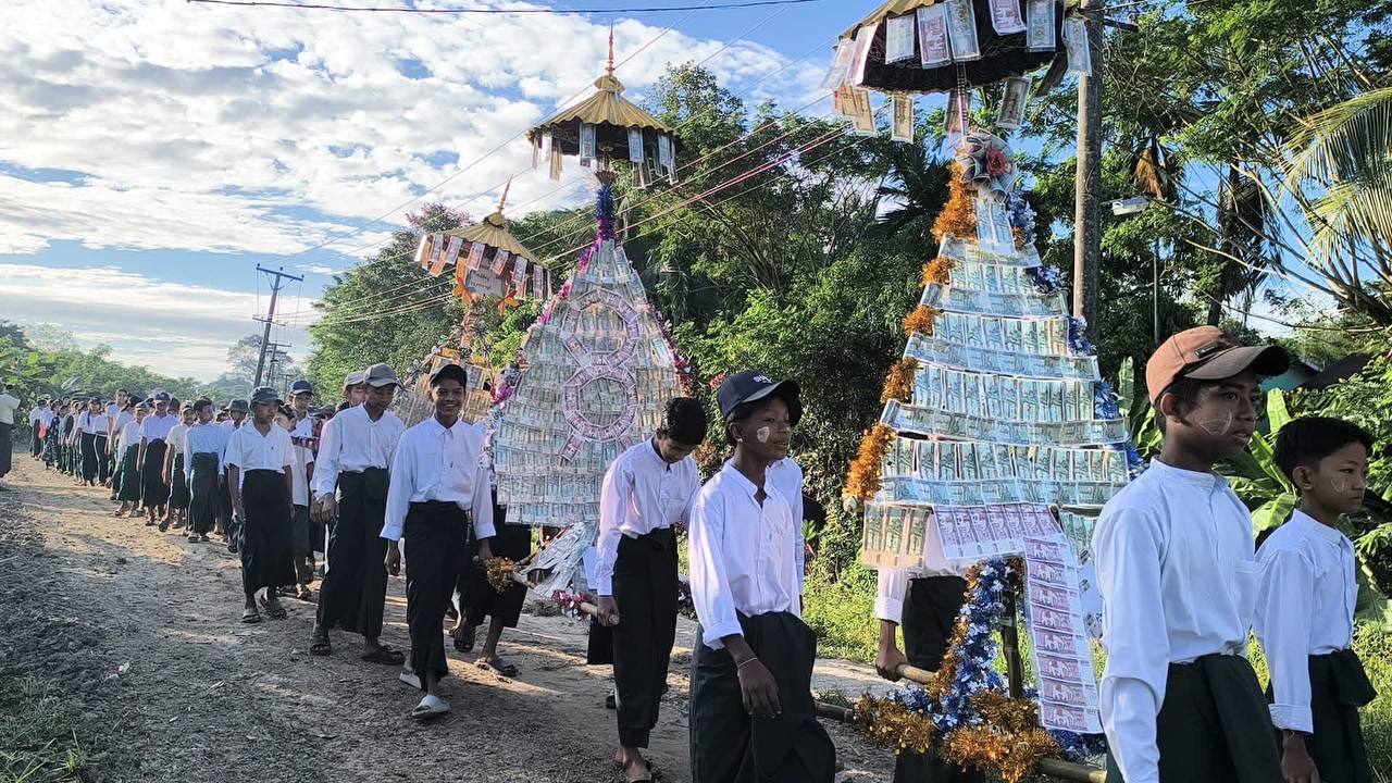 အ.ထ.က - ကျုံနတ္တော်ကျောင်းကြီးတွင် စုပေါင်းပဒေသာပင်လှည့်လည်ပွဲနှင့်လှူဒါန်းပွဲ - ပုံ ၃